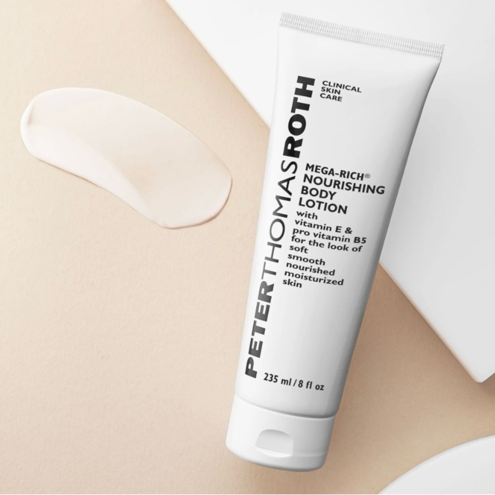 Peter Thomas Roth Mega-Rich Body Lotion - White
